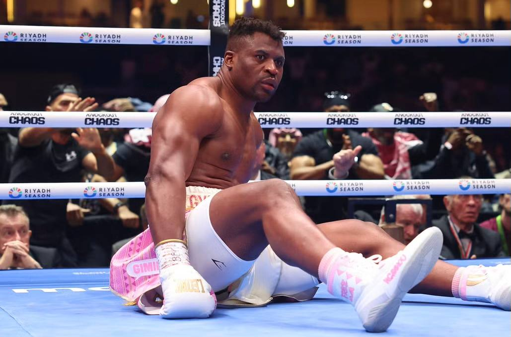 Zakhozhyi habla sobre Ngannou: "Le había advertido"